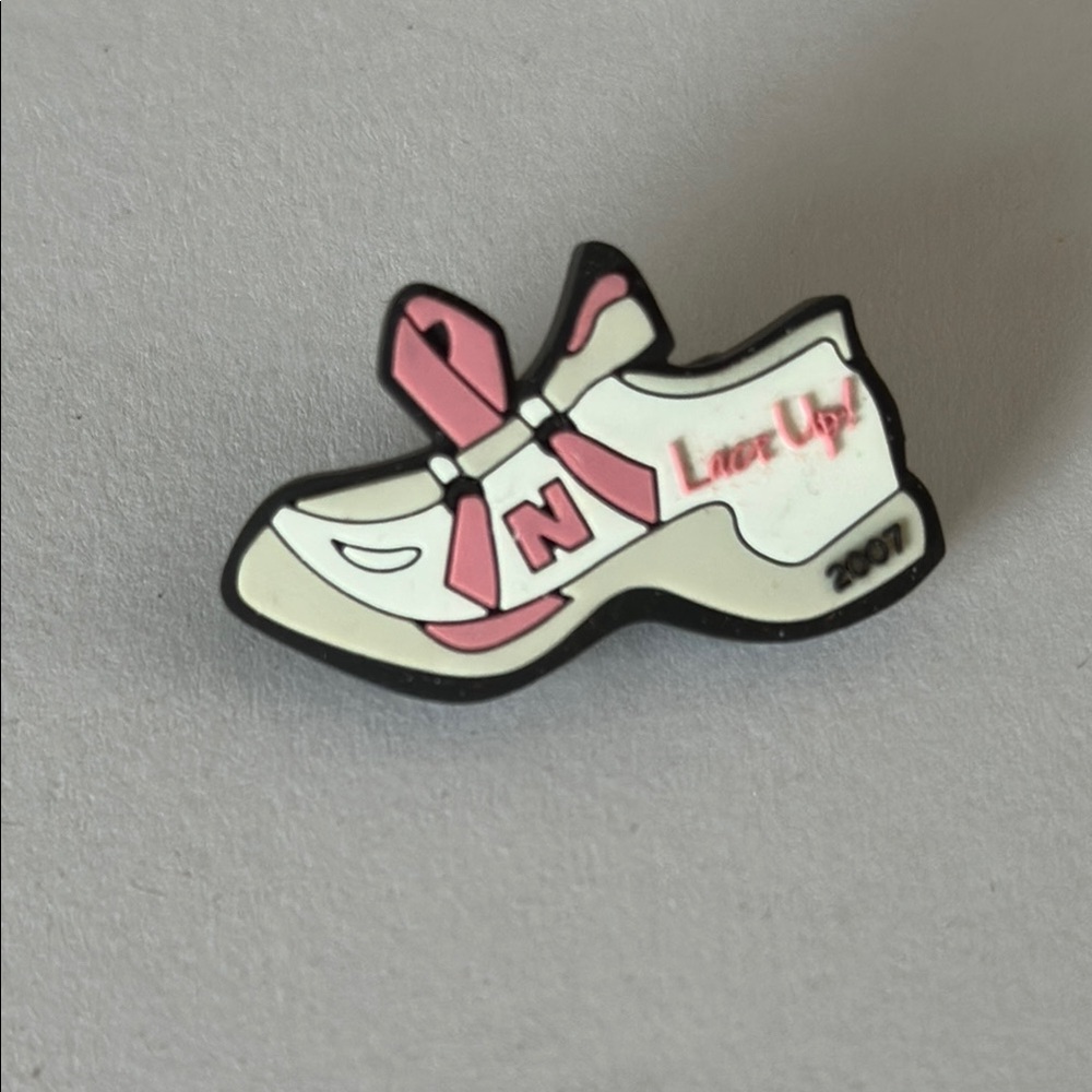 2007 New Balance Pink tennis shoe Cancer Awareness Sneaker lapel Pin